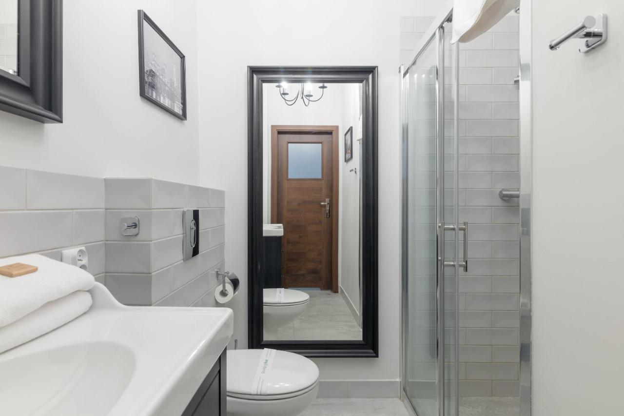 ורשה Jezuicka Old Town Pleasant Apartment מראה חיצוני תמונה